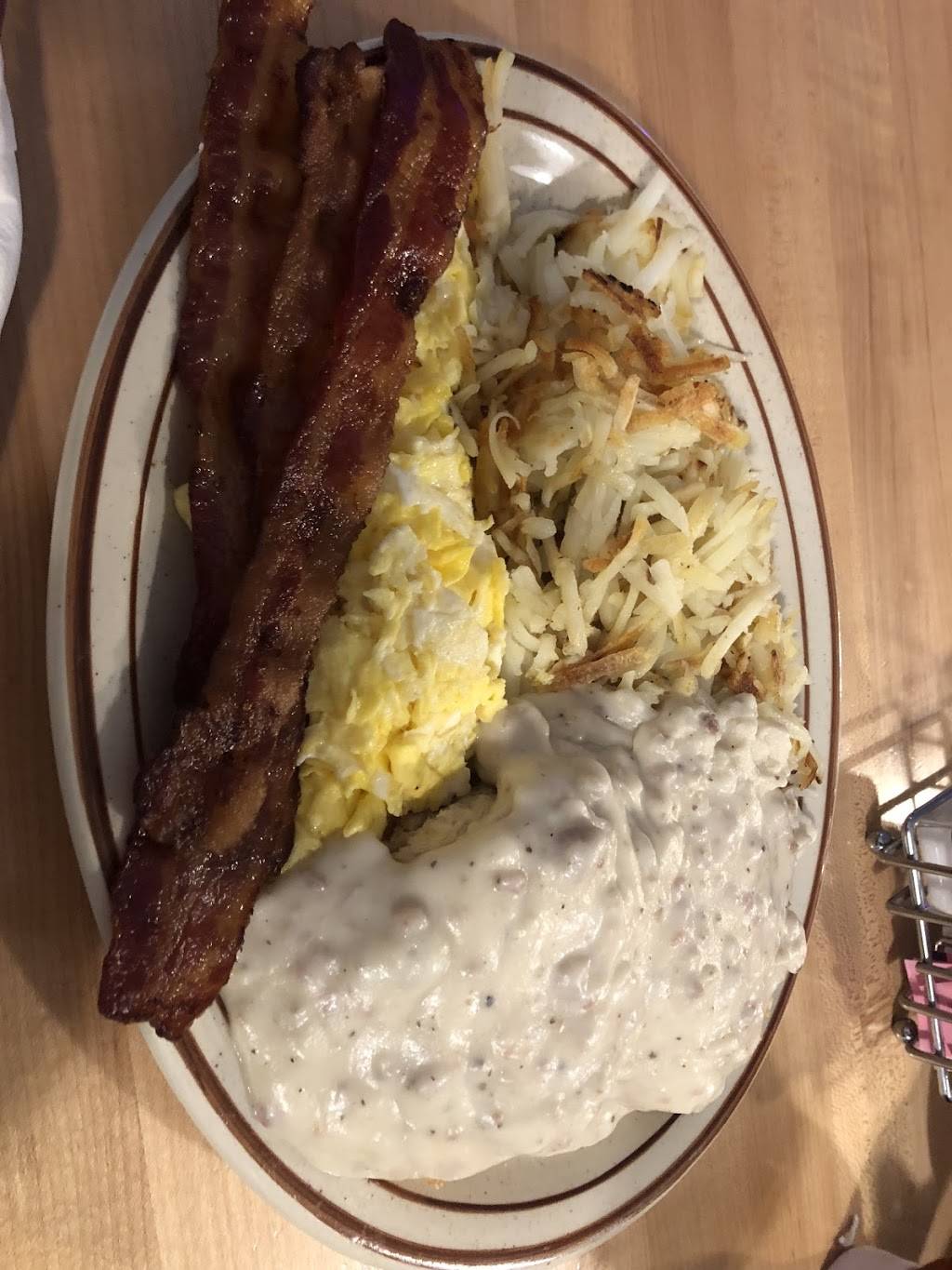 WBs | restaurant | 409 7th St, Charleston, IL 61920, USA | 2173485147 OR +1 217-348-5147