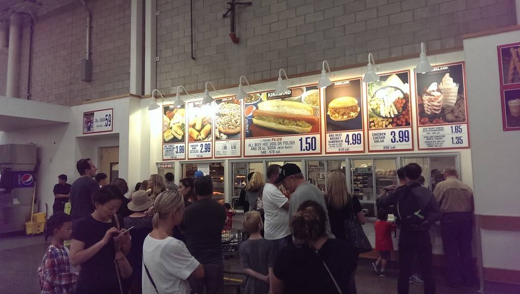 Costco Food Court | meal takeaway | 2700 Park Ave, Tustin, CA 92782, USA | 7143381933 OR +1 714-338-1933