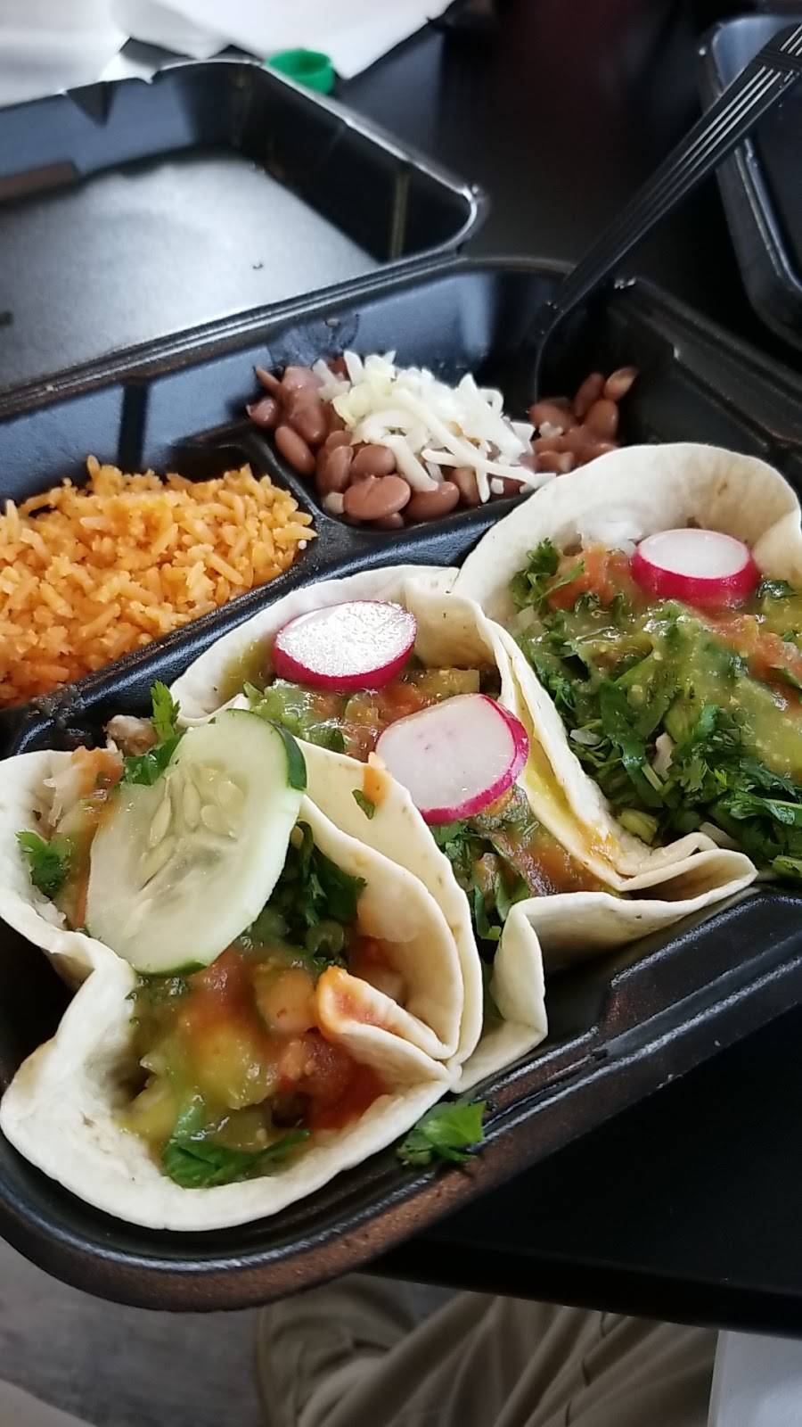 Flacos House | restaurant | 7 Fort Argyle Rd, Savannah, GA 31419, USA | 9123491771 OR +1 912-349-1771