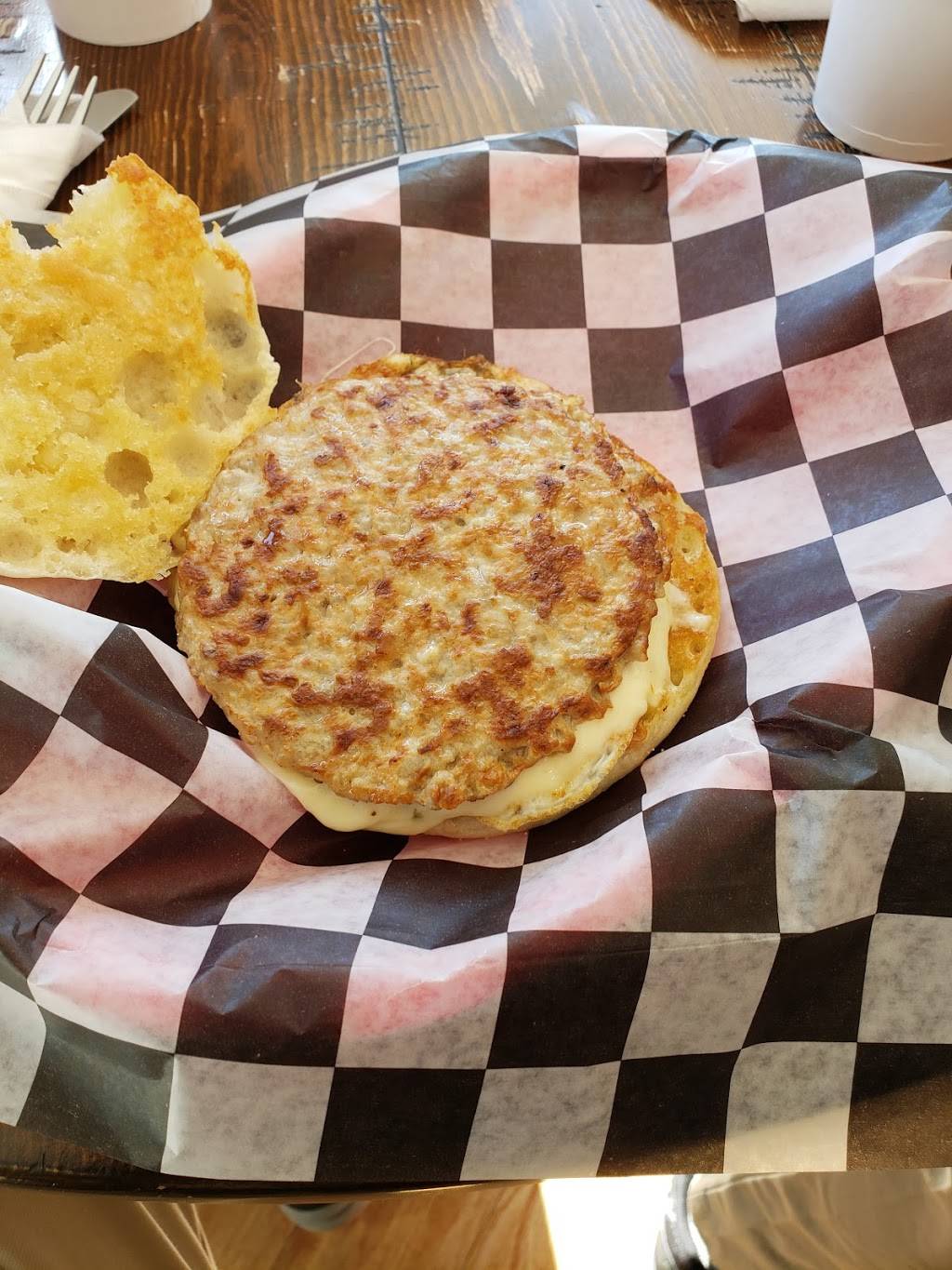 Everyday Joes | restaurant | 317 Main St, Bar Harbor, ME 04609, USA | 2072882824 OR +1 207-288-2824