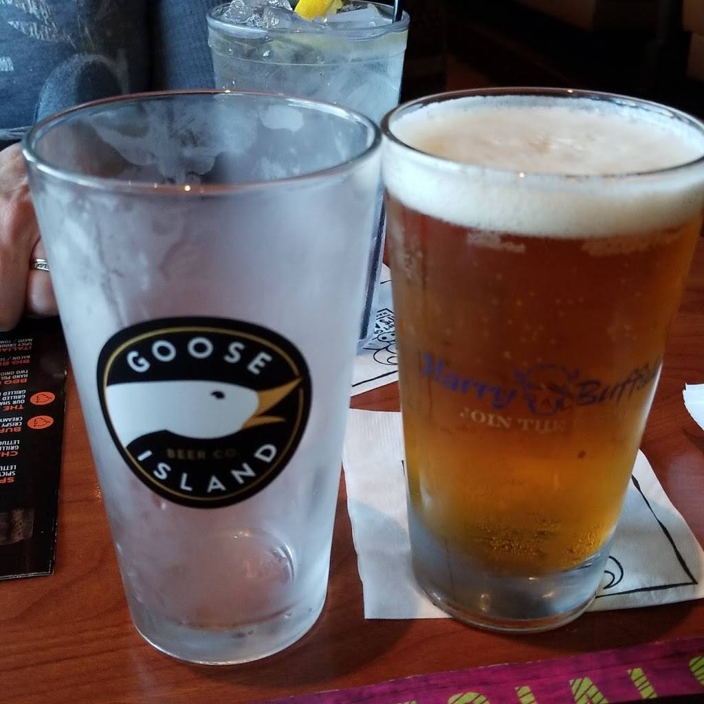 Harry Buffalo N Olmsted | restaurant | 4824 Great Northern Blvd, North Olmsted, OH 44070, USA | 4407344545 OR +1 440-734-4545