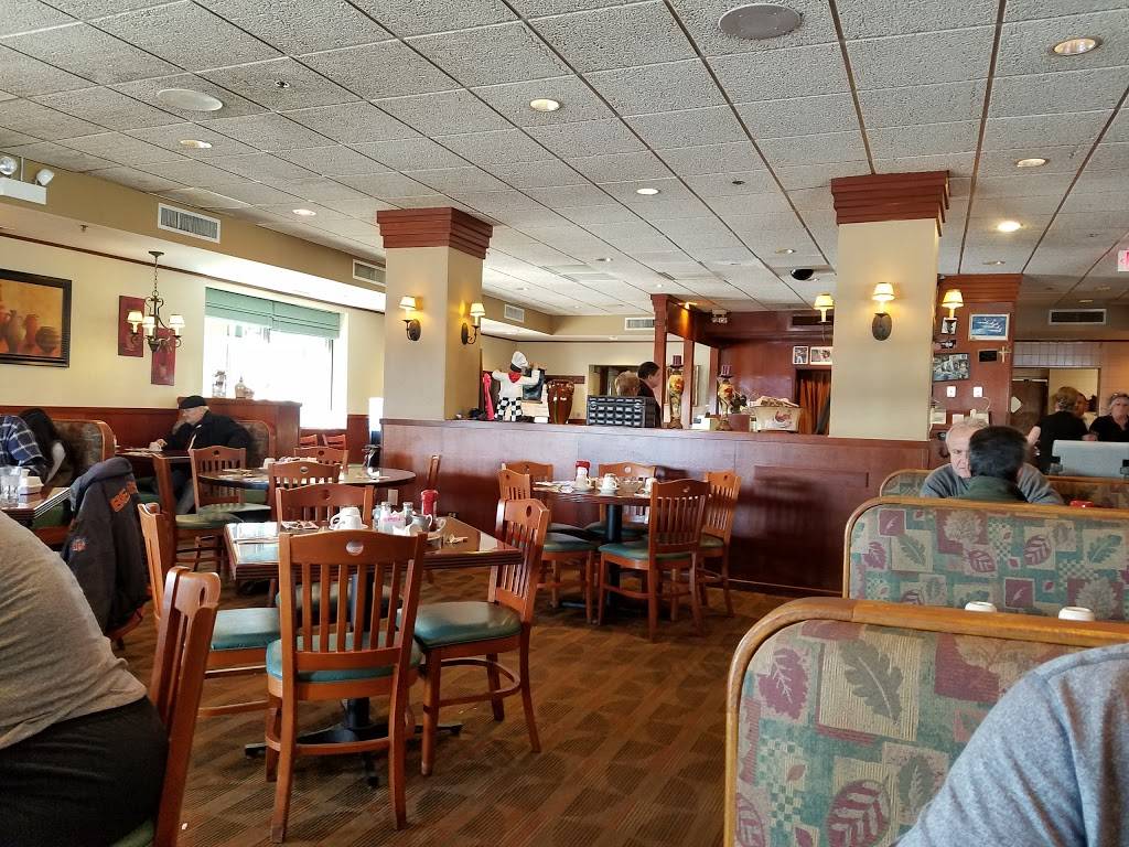 J C Georges | restaurant | 181 Countryside Plaza, Countryside, IL 60525, USA | 7083544880 OR +1 708-354-4880