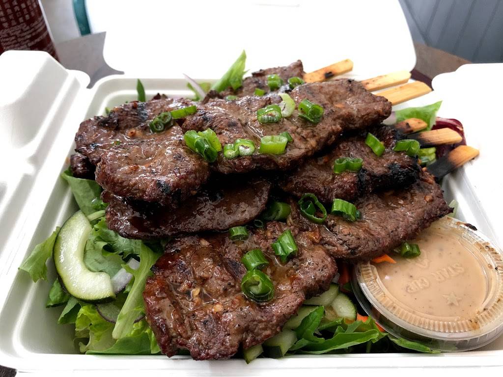 Clever Leaf | restaurant | 3751 South Harbor Boulevard F, Santa Ana, CA 92704, USA | 7145401788 OR +1 714-540-1788