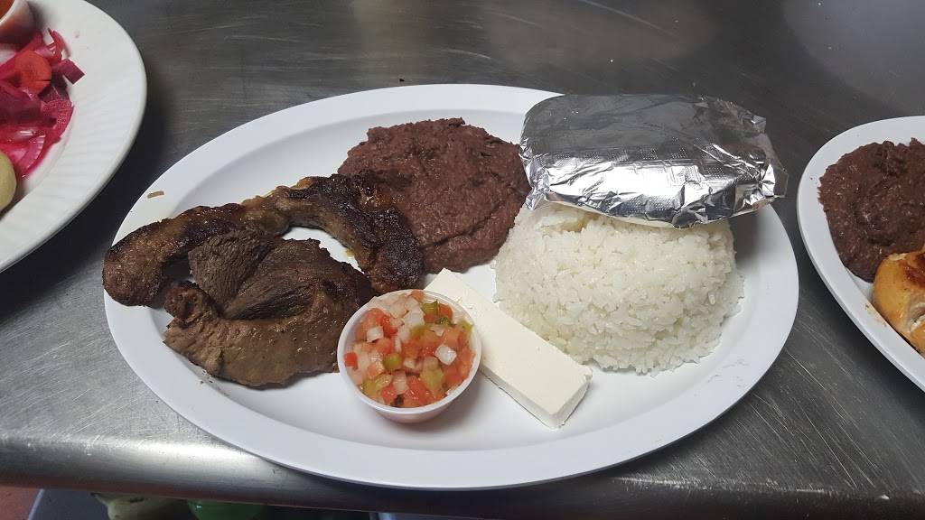 Antojitos Catrachos | restaurant | 5808 Lake Underhill Rd, Orlando, FL 32807, USA | 4072679061 OR +1 407-267-9061