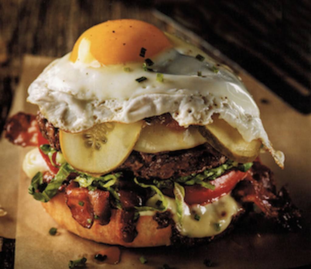 Golden Eggs | restaurant | 14 Lisa St #17, Brampton, ON L6T 4W2, Canada | 9054977955 OR +1 905-497-7955