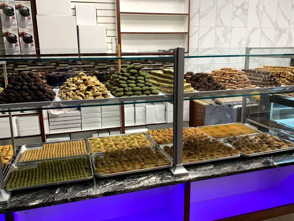 Oasis kitchen مطعم الواحة | restaurant | 13210 Michigan Ave, Dearborn, MI 48126, USA | 3132890222 OR +1 313-289-0222