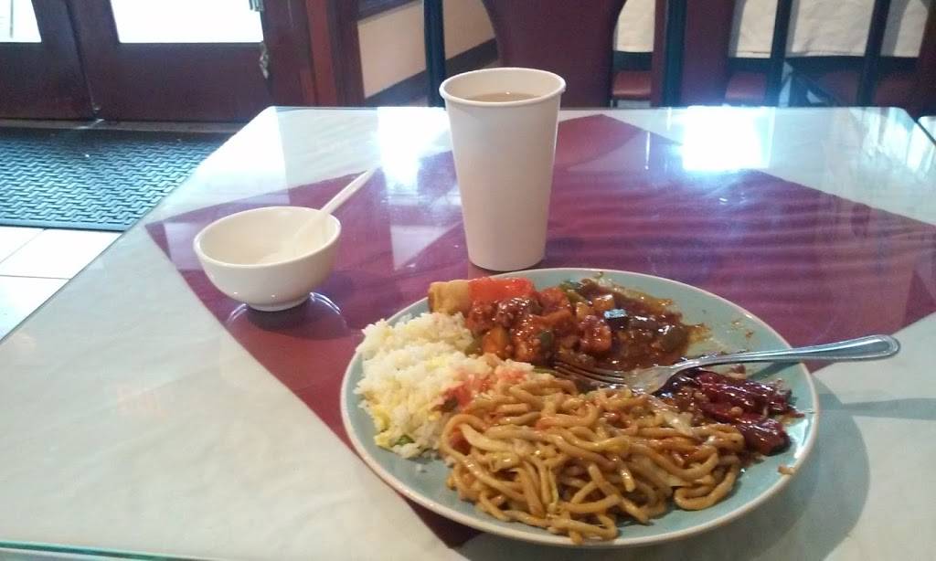 Broadway Market & Deli | restaurant | 5318, 128 Broadway St, Chico, CA 95928, USA | 5308998368 OR +1 530-899-8368