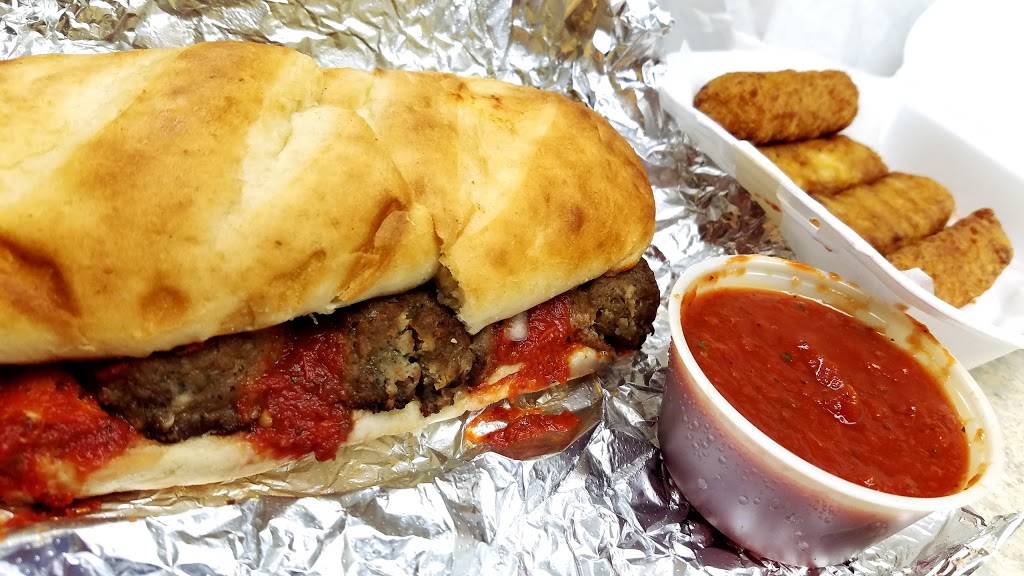 Chubbys Pizza of Morrow | restaurant | 537 W Pike St, Morrow, OH 45152, USA | 5138994100 OR +1 513-899-4100