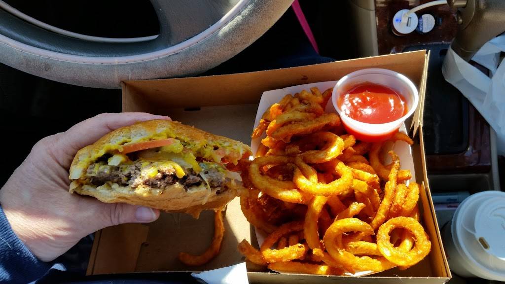 Wind-Chill Factory | restaurant | 794 NY-9N, Ticonderoga, NY 12883, USA | 5185853044 OR +1 518-585-3044