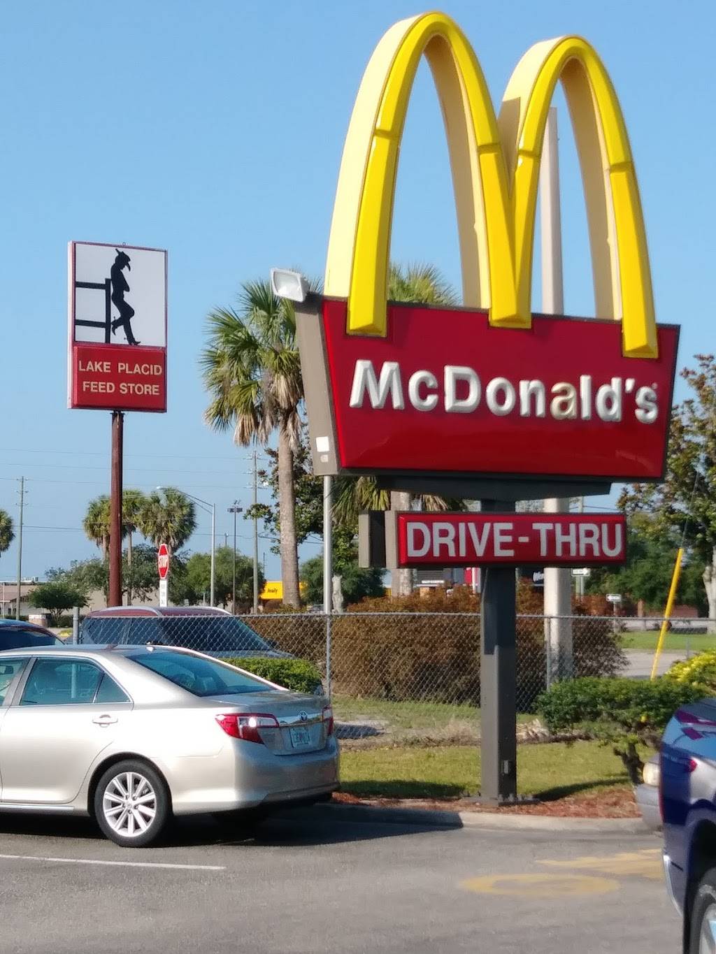 McDonalds | cafe | 321 US Hwy 27 S, Lake Placid, FL 33852, USA | 8634657177 OR +1 863-465-7177