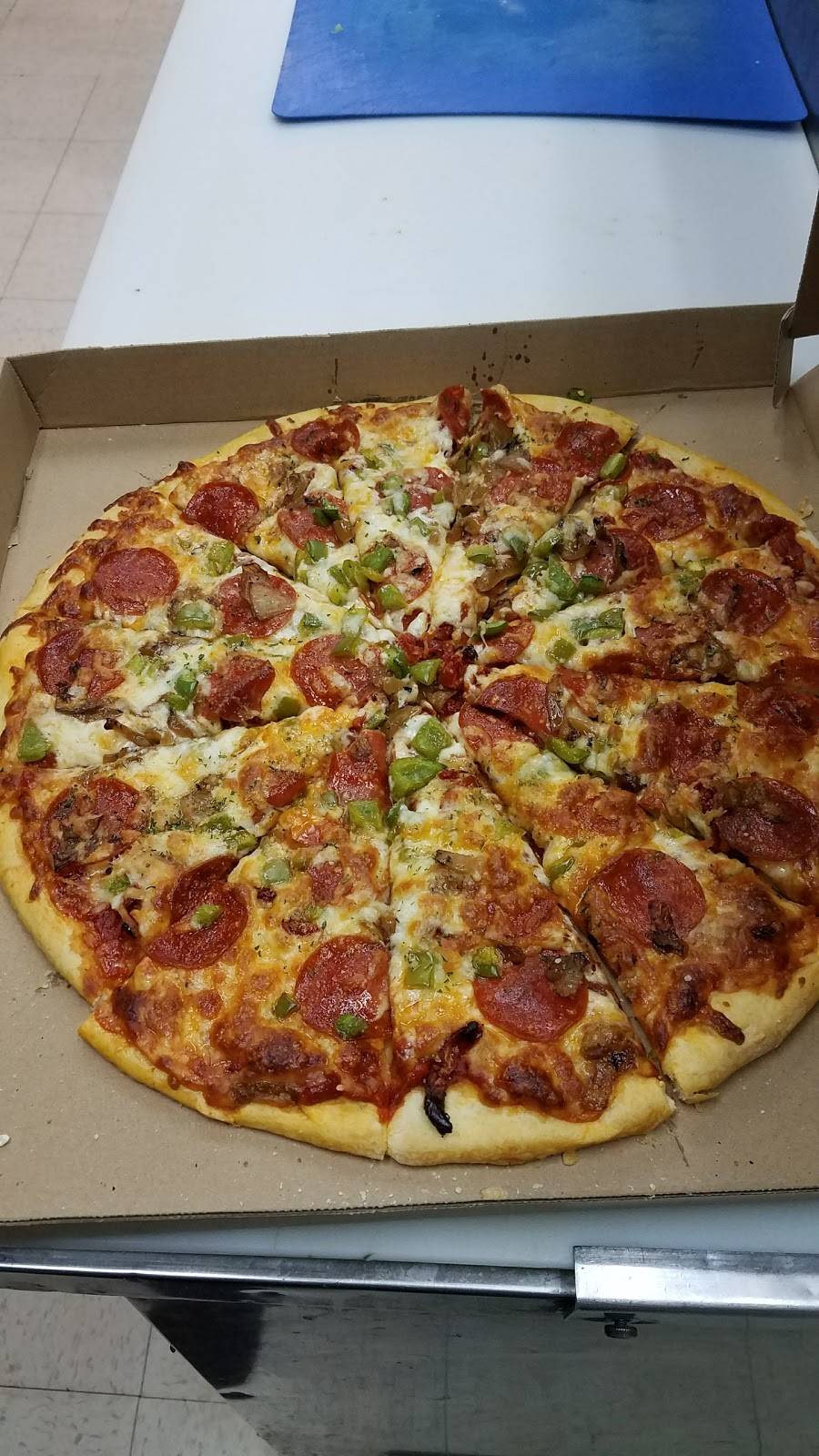 Napoletana Classic Italian | restaurant | 5540 Drake Rd, West Bloomfield Township, MI 48322, USA | 2487882500 OR +1 248-788-2500