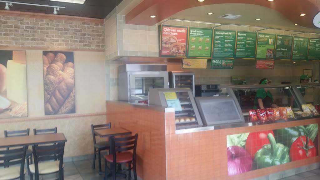 Subway Restaurants | restaurant | 2089 Solano Ave, Vallejo, CA 94590, USA | 7076427827 OR +1 707-642-7827