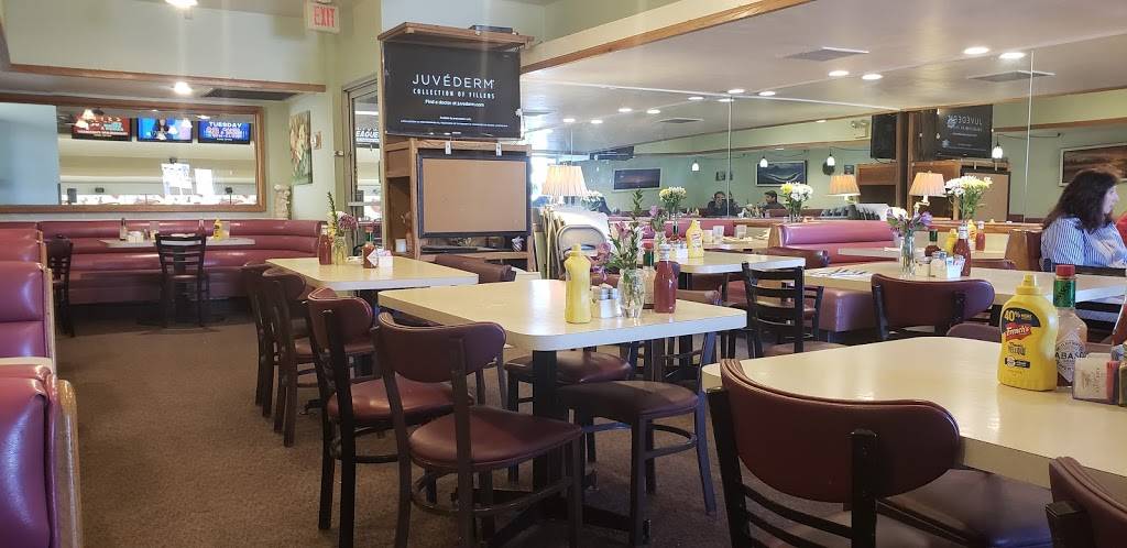 Lilys Cafe | restaurant | 23700 Lyons Ave, Newhall, CA 91321, USA | 6612599656 OR +1 661-259-9656