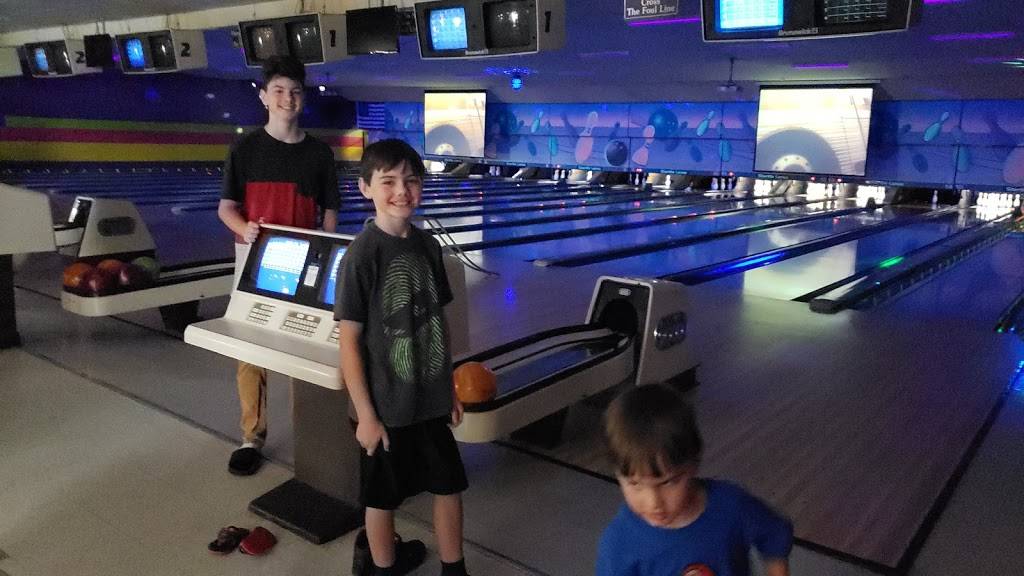 Starlite Lanes | restaurant | 1331 Rte 66, Lebanon, MO 65536, USA | 4175324262 OR +1 417-532-4262