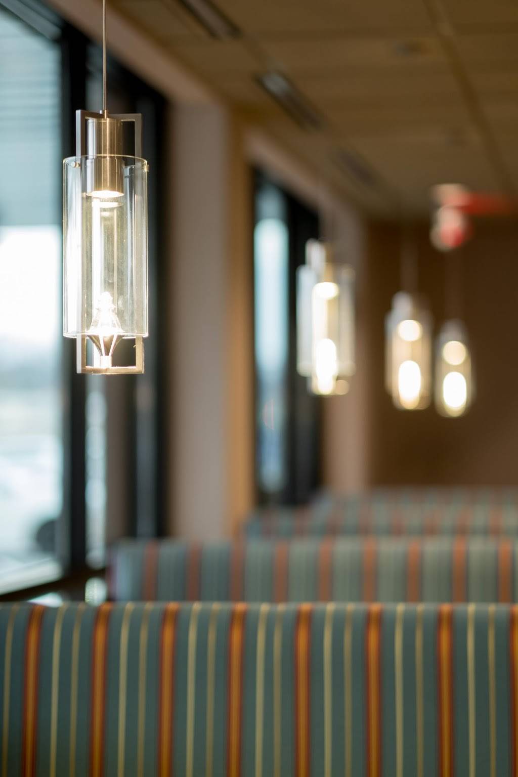 Peddlers Pub | restaurant | 161 St Anthony Ave Suite 101, St Paul, MN 55103, USA | 6512279246 OR +1 651-227-9246