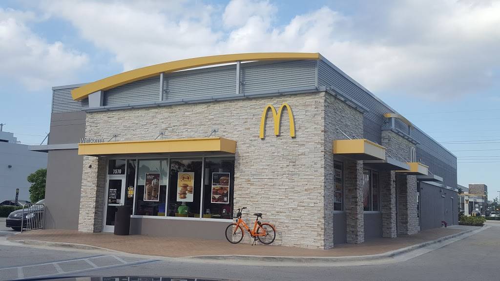 McDonalds | cafe | 7570 NW 104th Ave, Doral, FL 33178, USA | 7867255752 OR +1 786-725-5752