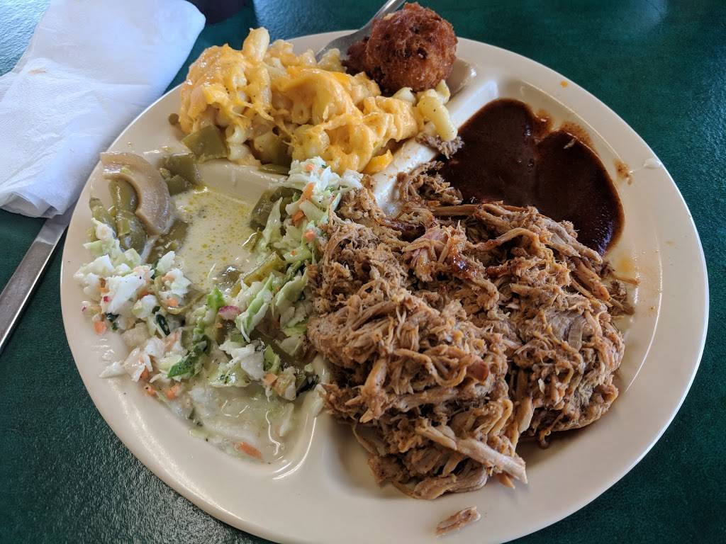 D & H Bar-B-Que | restaurant | 412 S Mill St, Manning, SC 29102, USA | 8034332189 OR +1 803-433-2189