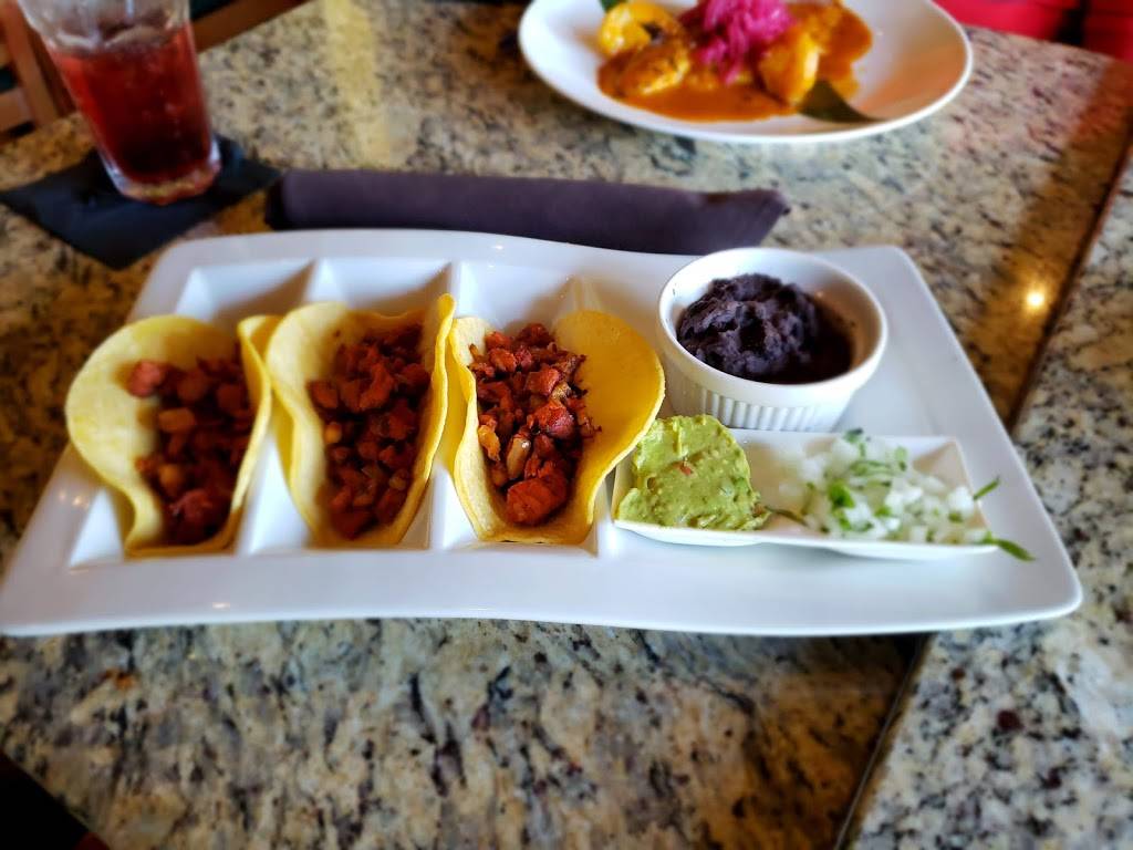 Cheen Huaye Southern Mexican Restaurant | restaurant | 15400 Biscayne Blvd, Aventura, FL 33160, USA | 3059562808 OR +1 305-956-2808