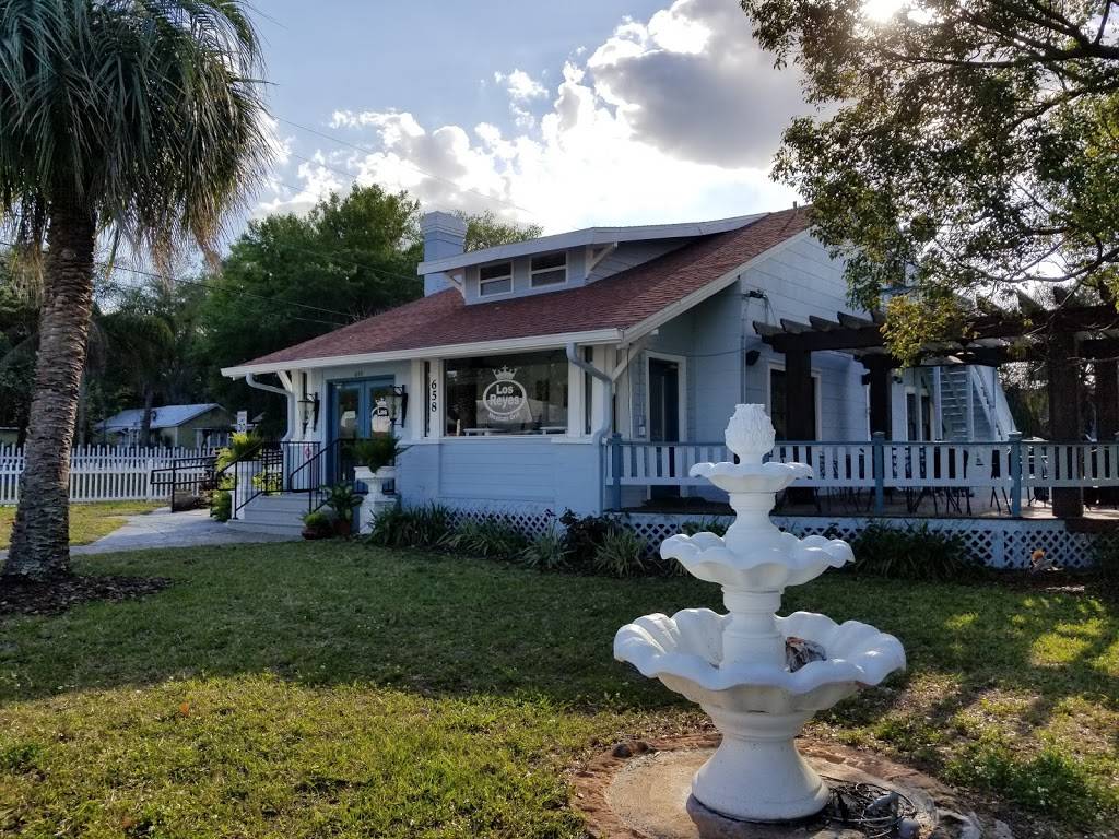 Los Reyes | restaurant | 658 West Ave, Clermont, FL 34711, USA | 3524325784 OR +1 352-432-5784