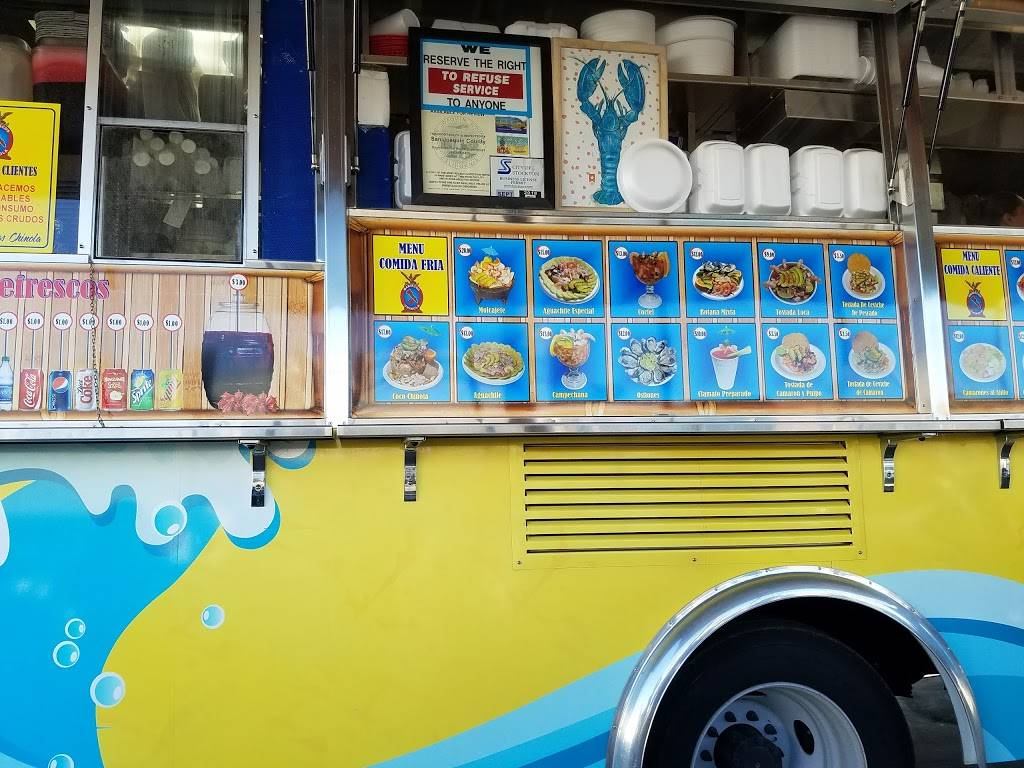 Mariscos Chinola | restaurant | 322 N Wilson Way, Stockton, CA 95205, USA | 2098984394 OR +1 209-898-4394