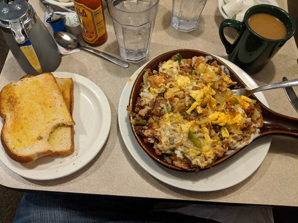 Cackleberries | restaurant | 303 S 7th St, Terre Haute, IN 47807, USA | 8122320000 OR +1 812-232-0000