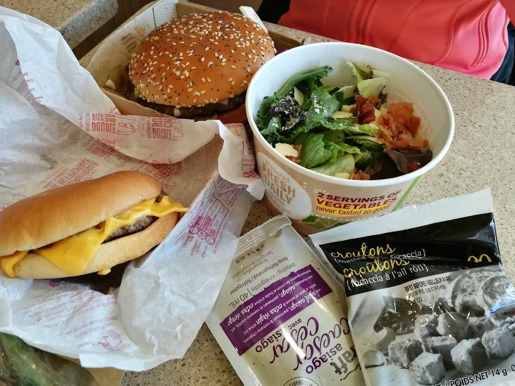 McDonalds | cafe | 1900 Chemin du Fer-à-Cheval, Sainte-Julie, QC J0L 2S0, Canada | 4509221019 OR +1 450-922-1019
