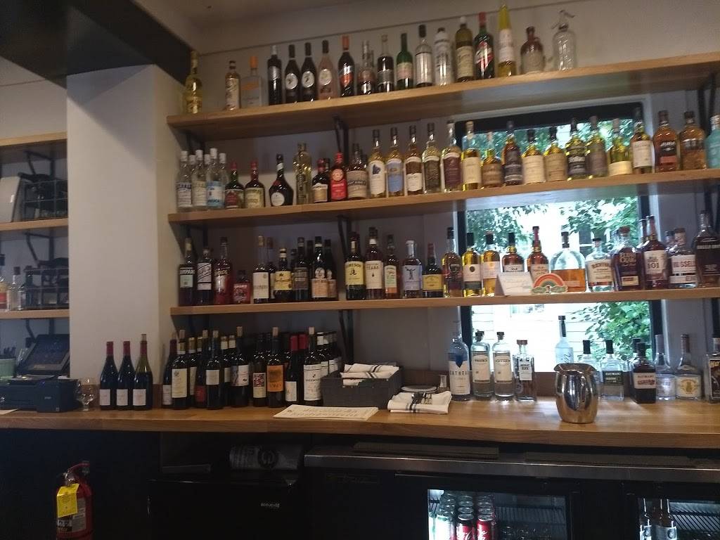 The Expat | restaurant | 1680 S Lumpkin St, Athens, GA 30606, USA | 7065215041 OR +1 706-521-5041