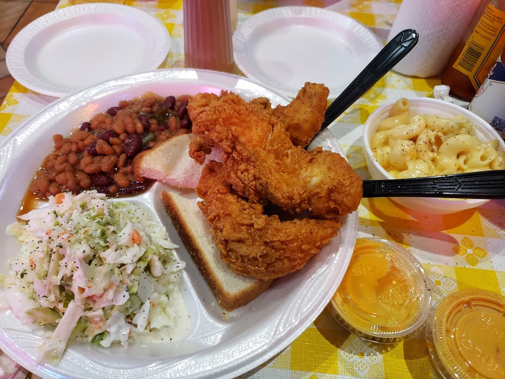 Champys Famous Fried Chicken | restaurant | 27080 US-98, Daphne, AL 36526, USA | 2516211666 OR +1 251-621-1666