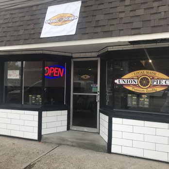 Union Pie | restaurant | 1914 Brownsville Rd, Pittsburgh, PA 15210, USA | 4128841684 OR +1 412-884-1684