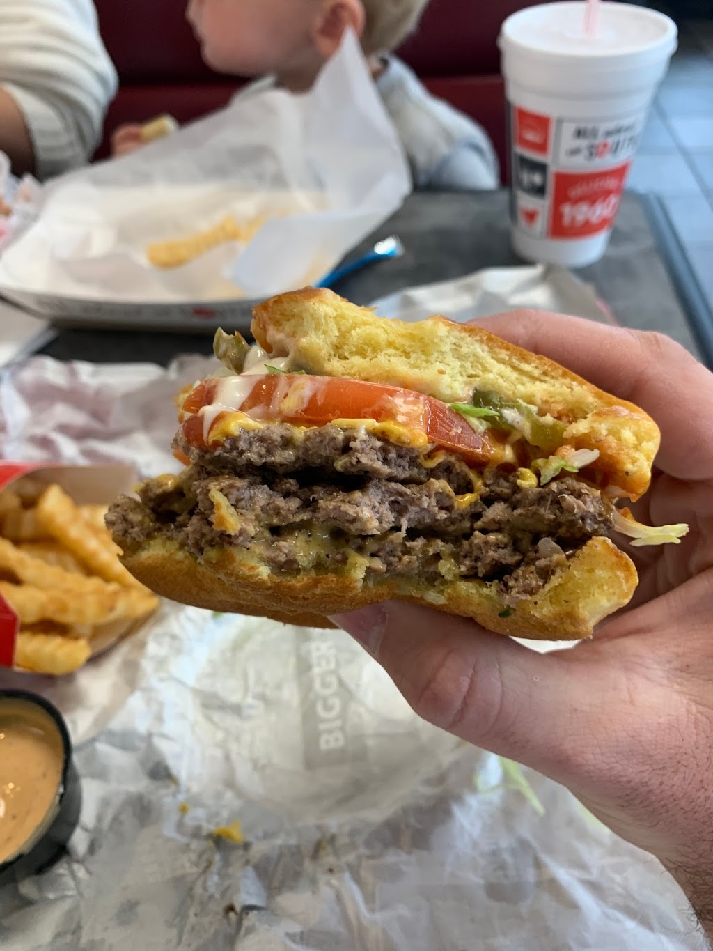 Jacks | restaurant | 1200 Hackberry Ln, Tuscaloosa, AL 35401, USA | 2057586520 OR +1 205-758-6520