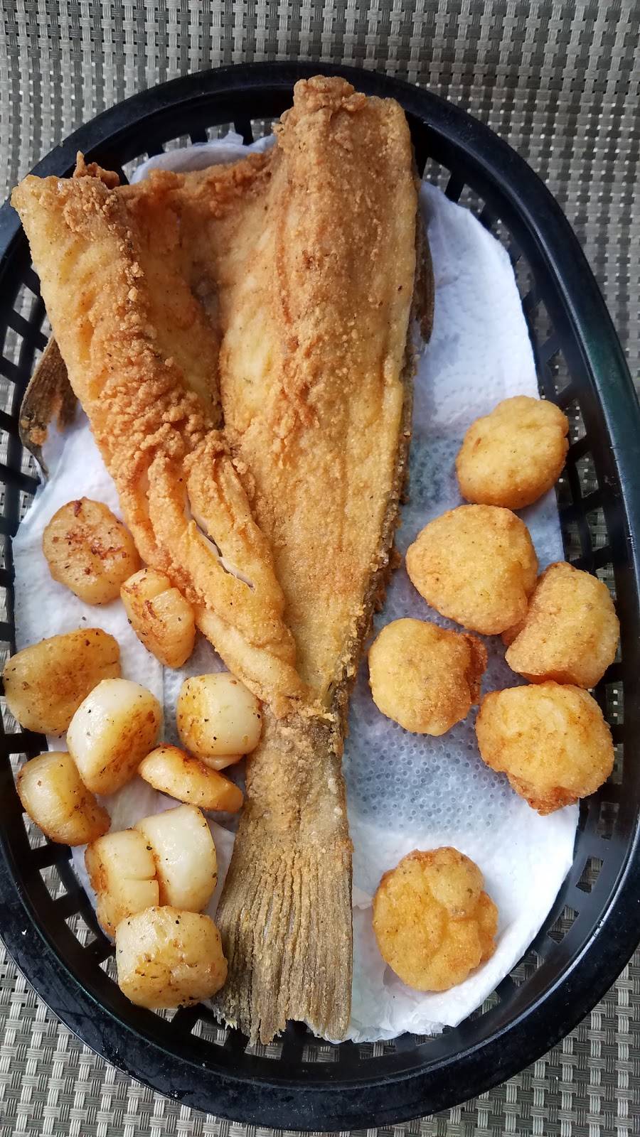 The Avenue Grill | restaurant | 818 A Philip Randolph Blvd, Jacksonville, FL 32206, USA | 9043292282 OR +1 904-329-2282