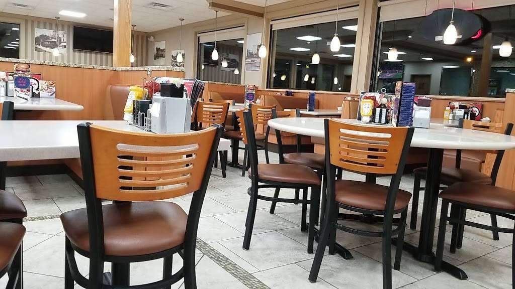 Leos Coney Island | restaurant | 5575 Greenfield Rd, Dearborn, MI 48126, USA | 3132530200 OR +1 313-253-0200