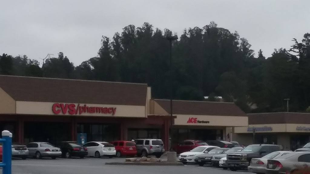 Round Table Pizza | meal delivery | 8035 San Miguel Canyon Rd, Prunedale, CA 93907, USA | 8316635500 OR +1 831-663-5500