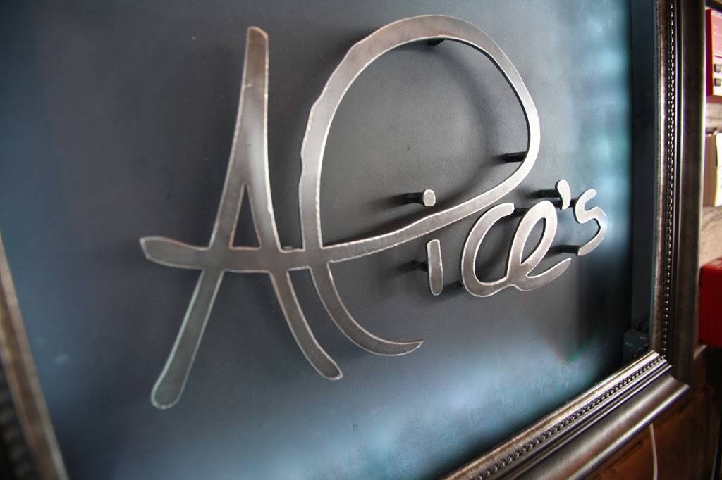 Alices | restaurant | 24 Nolans Point Park Rd, Lake Hopatcong, NJ 07849, USA | 9736639600 OR +1 973-663-9600