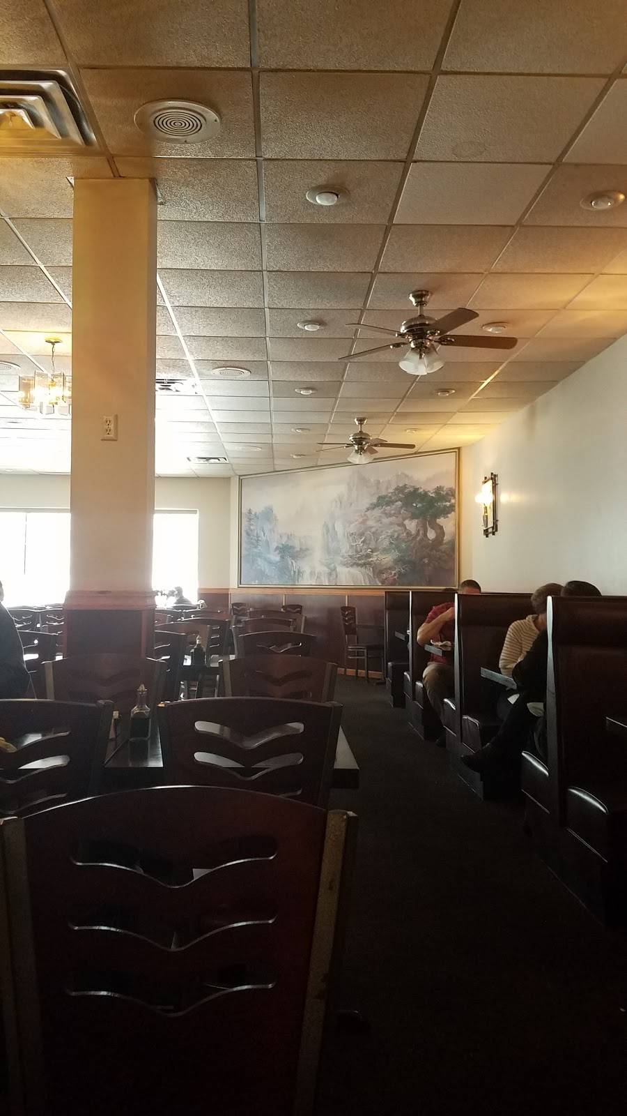 China Moon Buffet | restaurant | 1025 S Main St # 200, River Falls, WI 54022, USA | 7154260333 OR +1 715-426-0333