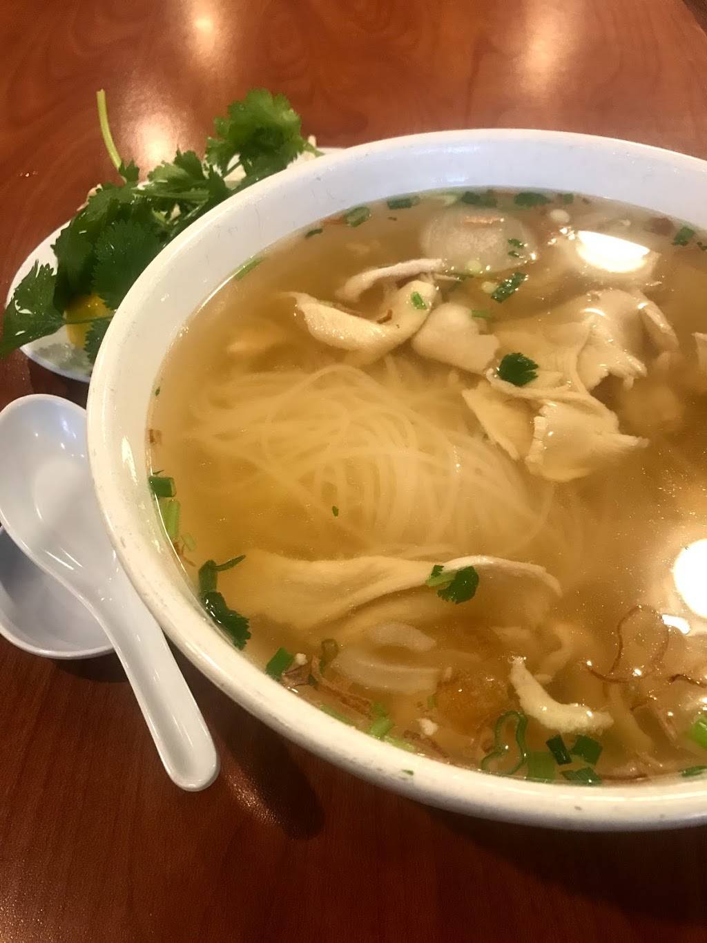 Pho Huynh Hiep | restaurant | 188 Skyline Plaza, Daly City, CA 94015, USA | 4157695788 OR +1 415-769-5788