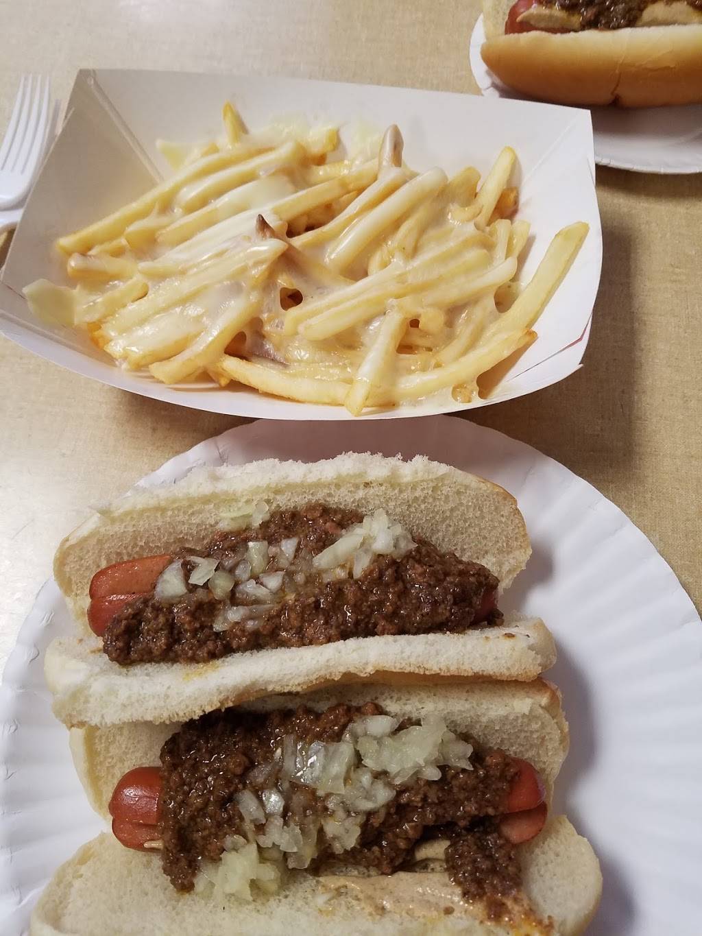 Majestic Lunch | meal takeaway | 20 S Main St, Pittston, PA 18640, USA | 5706558888 OR +1 570-655-8888