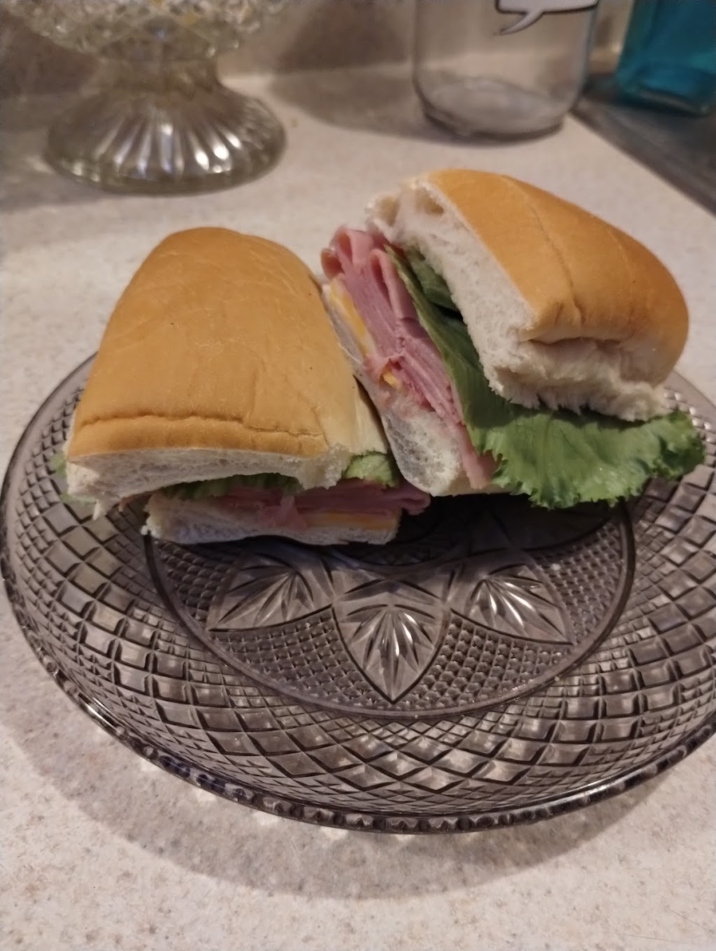 The lunch box | restaurant | 9030 FM1283, Lakehills, TX 78063, USA | 8304078174 OR +1 830-407-8174