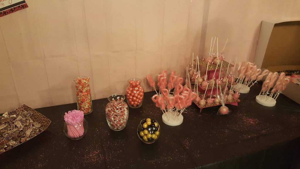 Oak Leaf Lounge | restaurant | 7412 Harrison St, Forest Park, IL 60130, USA | 7083660059 OR +1 708-366-0059