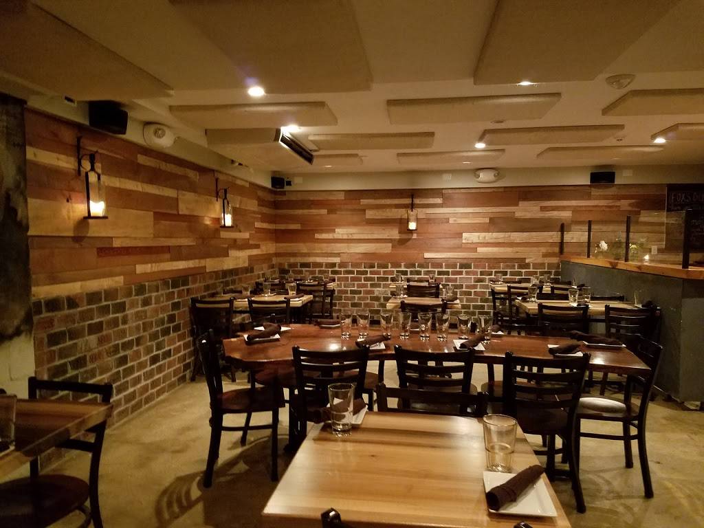 Foxs Den | restaurant | 179B Main St, Annapolis, MD 21401, USA | 4438088991 OR +1 443-808-8991