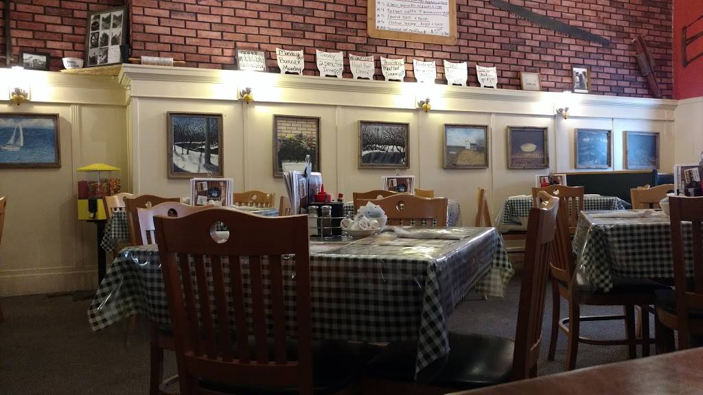 Ellies Country Kitchen | restaurant | 130 E Grand River Ave, Williamston, MI 48895, USA | 5176553842 OR +1 517-655-3842