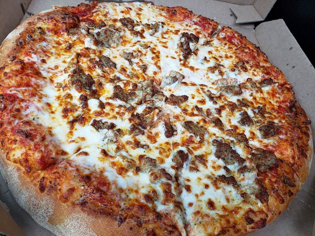 Dominos Pizza | meal delivery | 5430 N Lovers Lane Rd, Milwaukee, WI 53225, USA | 4144628070 OR +1 414-462-8070