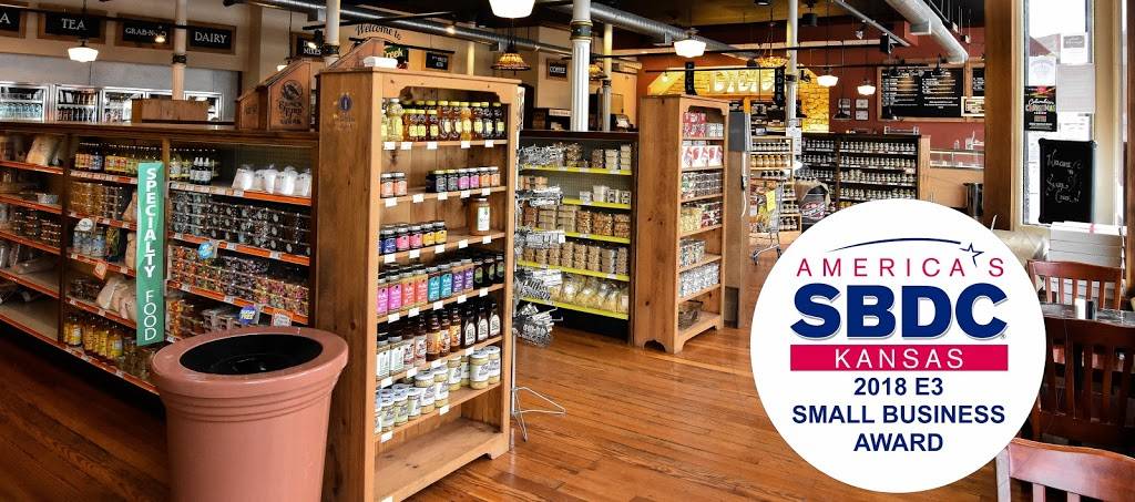 Sugar Creek Country Store | restaurant | 505 W Bertrand Ave, St Marys, KS 66536, USA | 7853213000 OR +1 785-321-3000