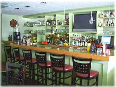 Mapleleaves Garden Restaurant and Lounge | restaurant | 2063 Post Rd, Wells, ME 04090, USA | 2076469868 OR +1 207-646-9868