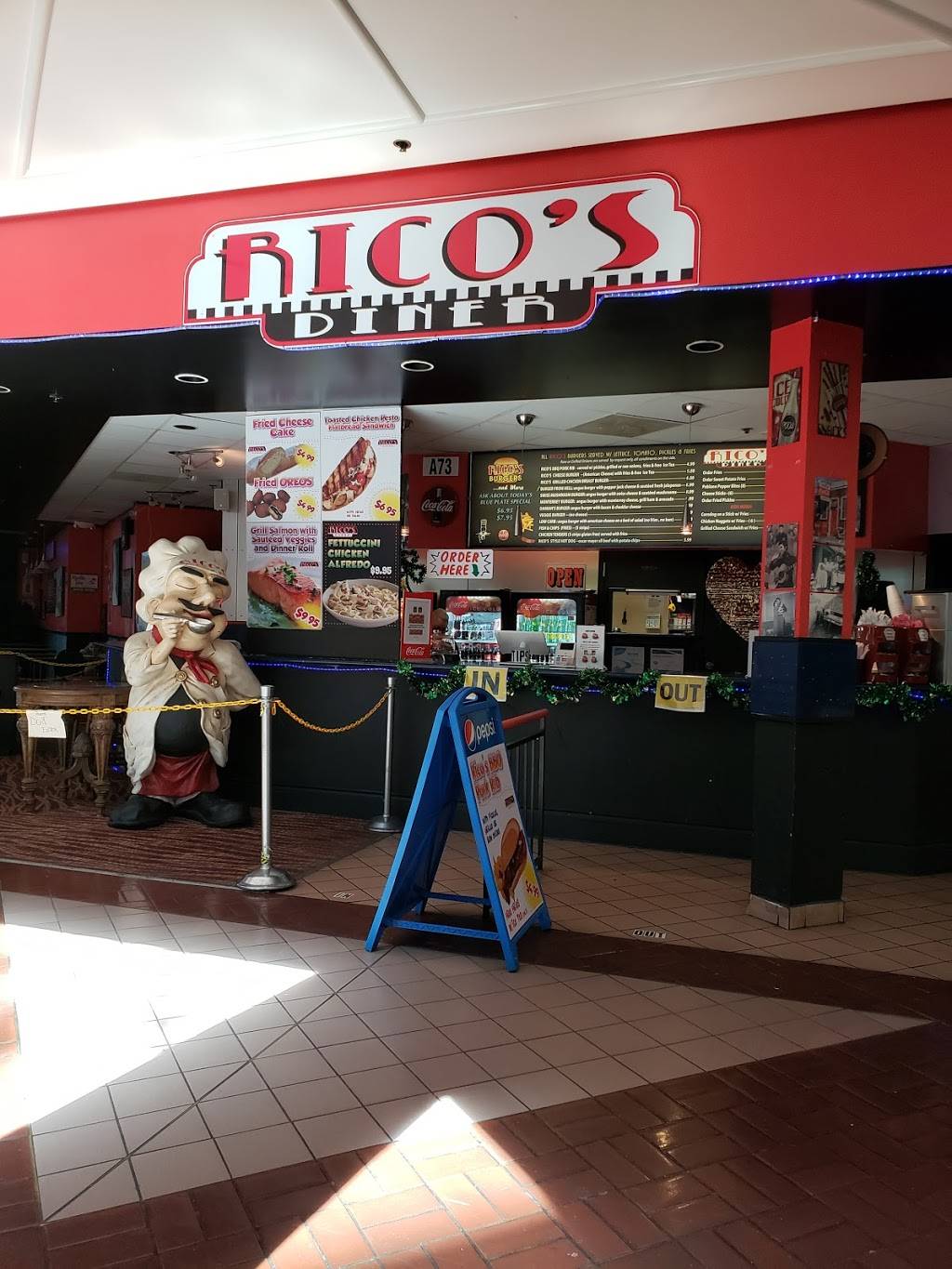 Ricos Diner | restaurant | 4522 Fredericksburg Rd, San Antonio, TX 78201, USA | 2109982500 OR +1 210-998-2500