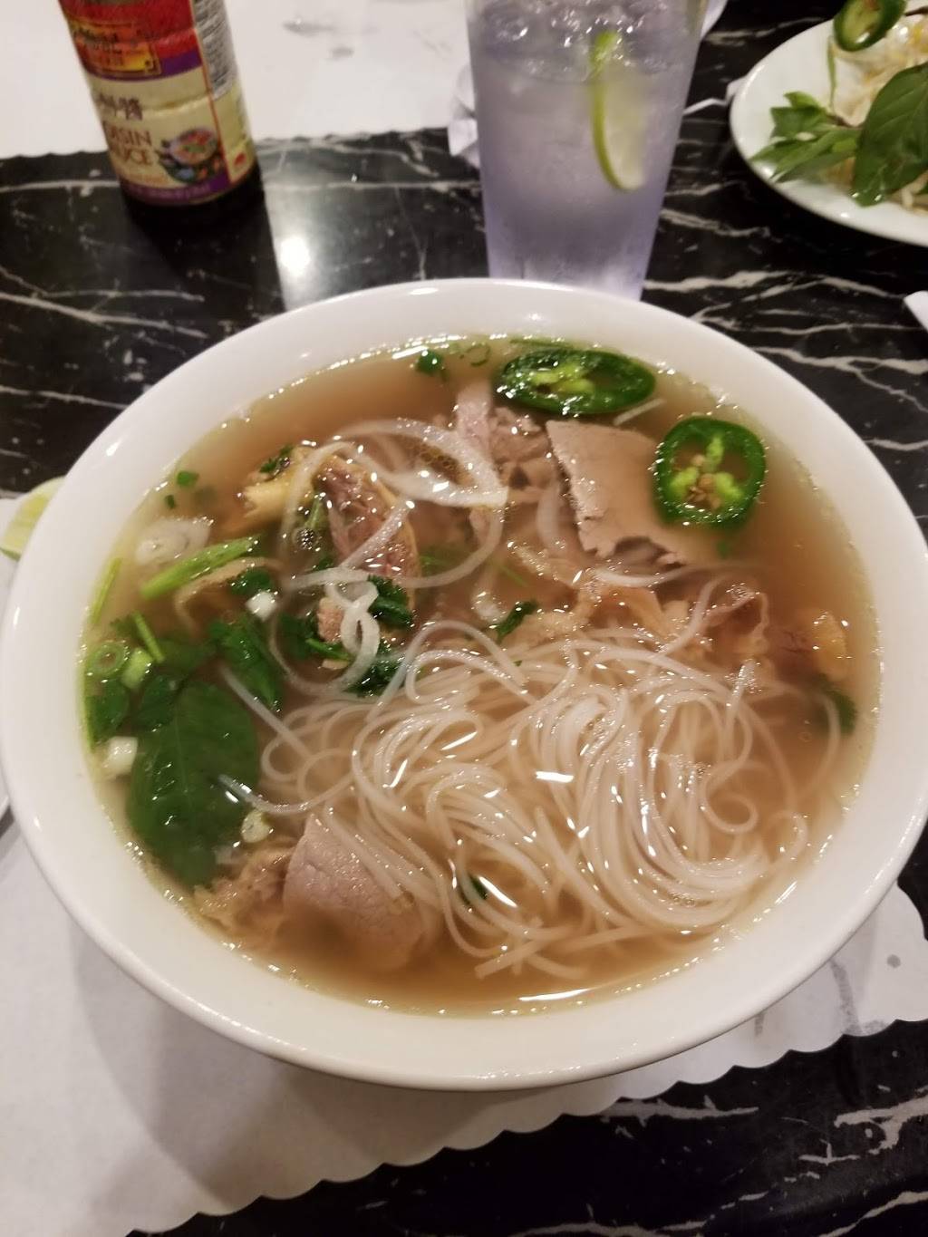 Pho Hut | restaurant | 312 N Brand Blvd, Glendale, CA 91203, USA | 8182476955 OR +1 818-247-6955