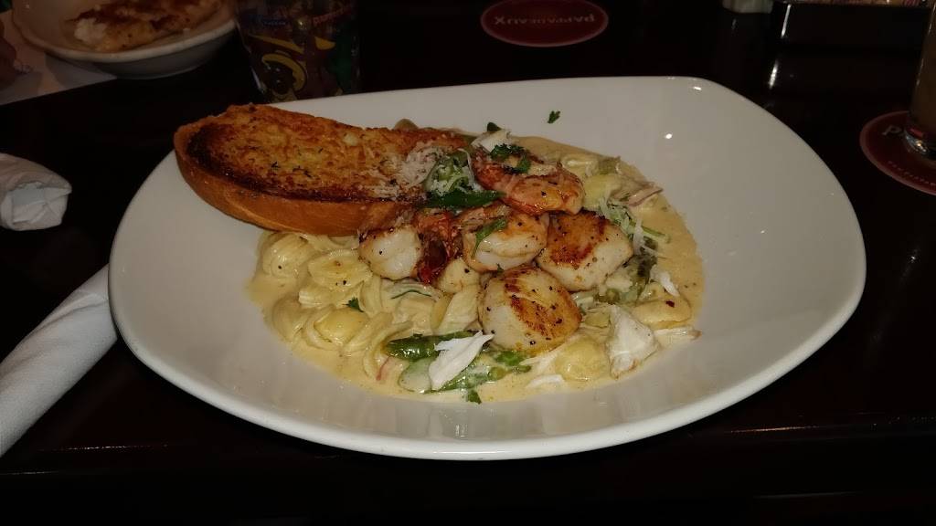 Pappadeaux | restaurant | George Bush Intercontinental Airport (IAH), 3950 S Terminal Rd Space 33, Houston, TX 77032, USA | 2818217684 OR +1 281-821-7684