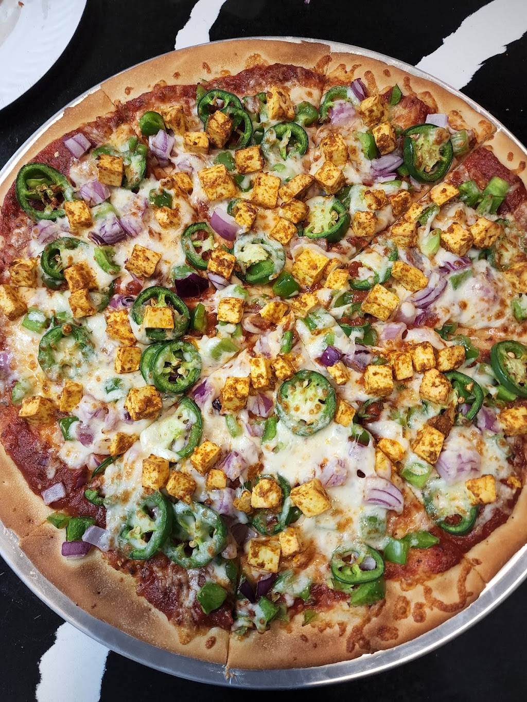 Bombay Curry Pizza | restaurant | 1477 Oak Tree Rd, Iselin, NJ 08830, USA | 7323794798 OR +1 732-379-4798