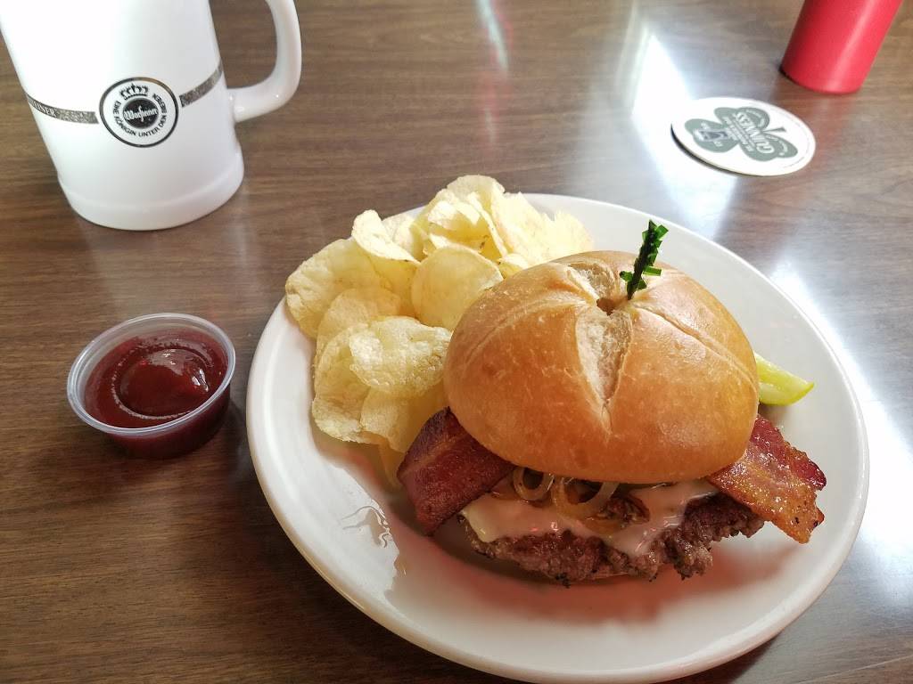 Coachs Corner | restaurant | 317 E 6th St, Newport, KY 41071, USA | 8592612800 OR +1 859-261-2800