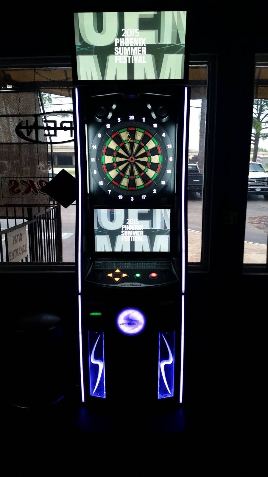 Canucks Bar and Grill | restaurant | 1102 Texas St, Lewisville, TX 75057, USA | 9724367000 OR +1 972-436-7000